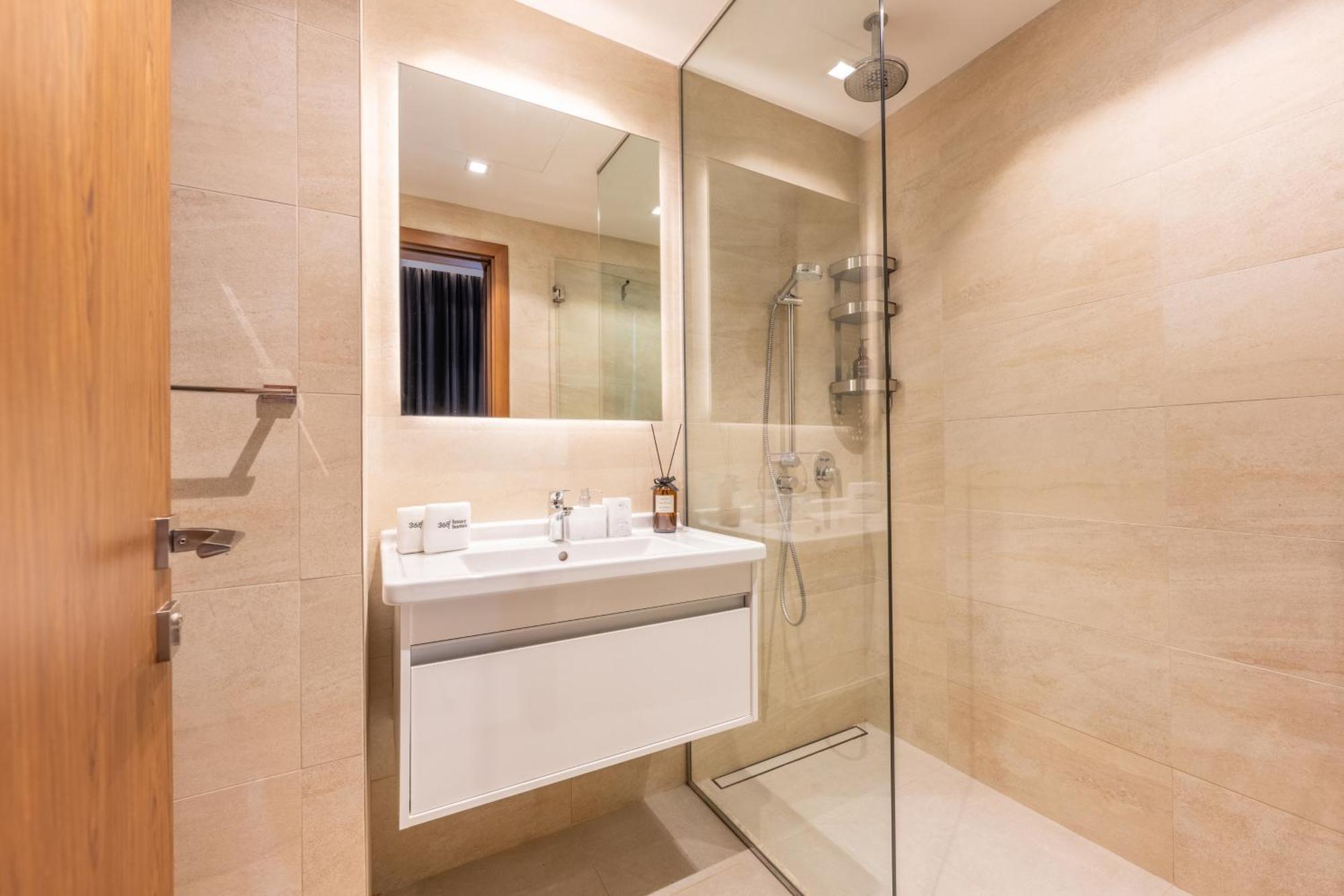 Exclusive Marina Stay - Posh 3Br With Stunning Views Dubái Exterior foto