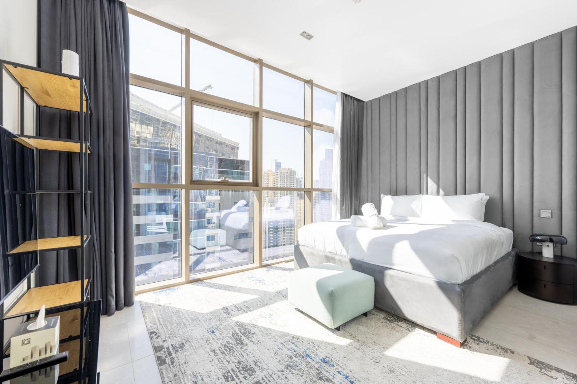 Exclusive Marina Stay - Posh 3Br With Stunning Views Dubái Exterior foto